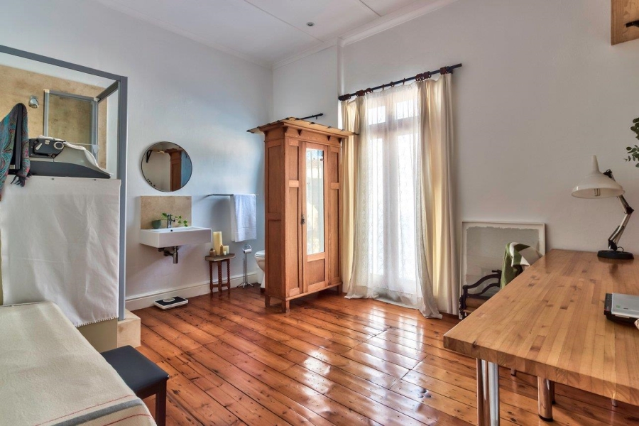 2 Bedroom Property for Sale in Woodstock Western Cape